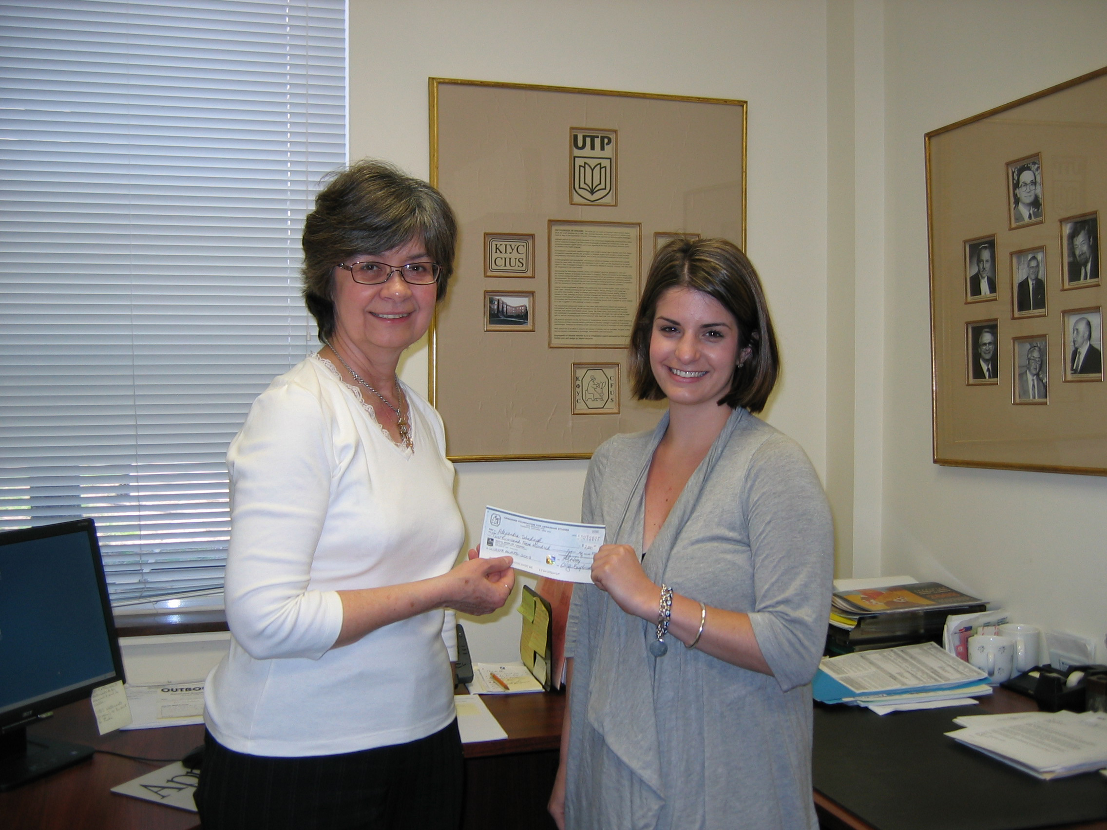 CFUS-Wirsta-Award-2008-Alexandra-Stadnyk-and-Olya-Kuplowska